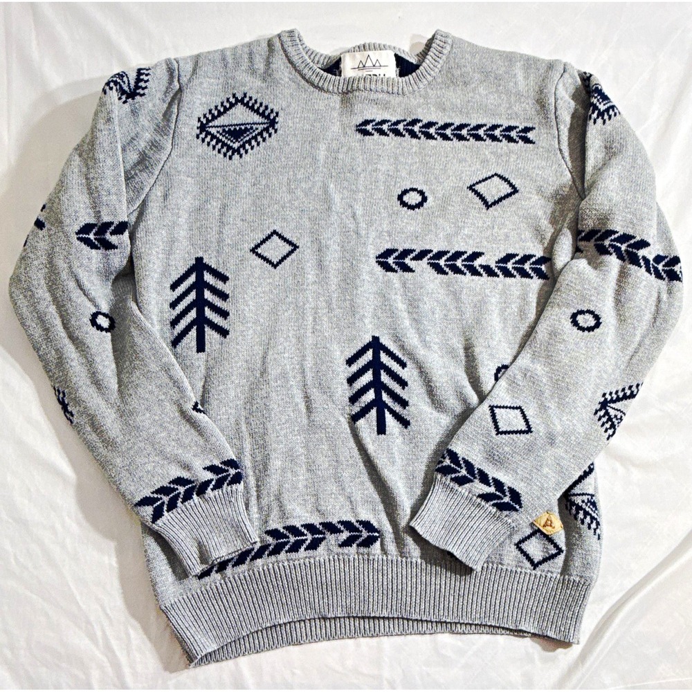 ALTRU Men’s Gray Blue Acrylic Knit Crew Neck Geometric Logo Sweater L
